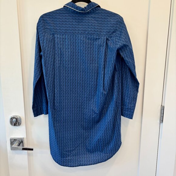 Julia Amory husband shirt - Picture 2 of 4